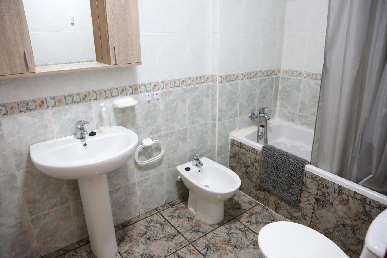 רוקאוטס דה מר Amplio Apto En Roquetas מראה חיצוני תמונה